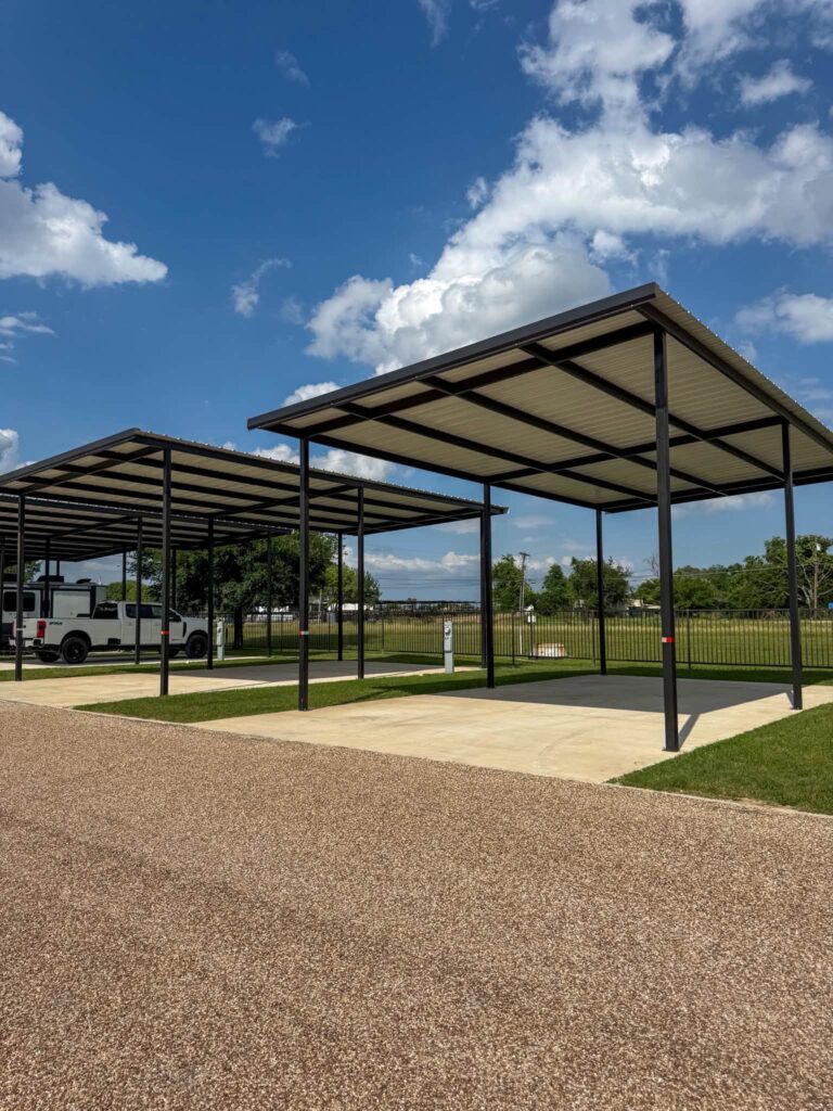 Covered RV sites at Magnolia RV Resort in Waco, Texas